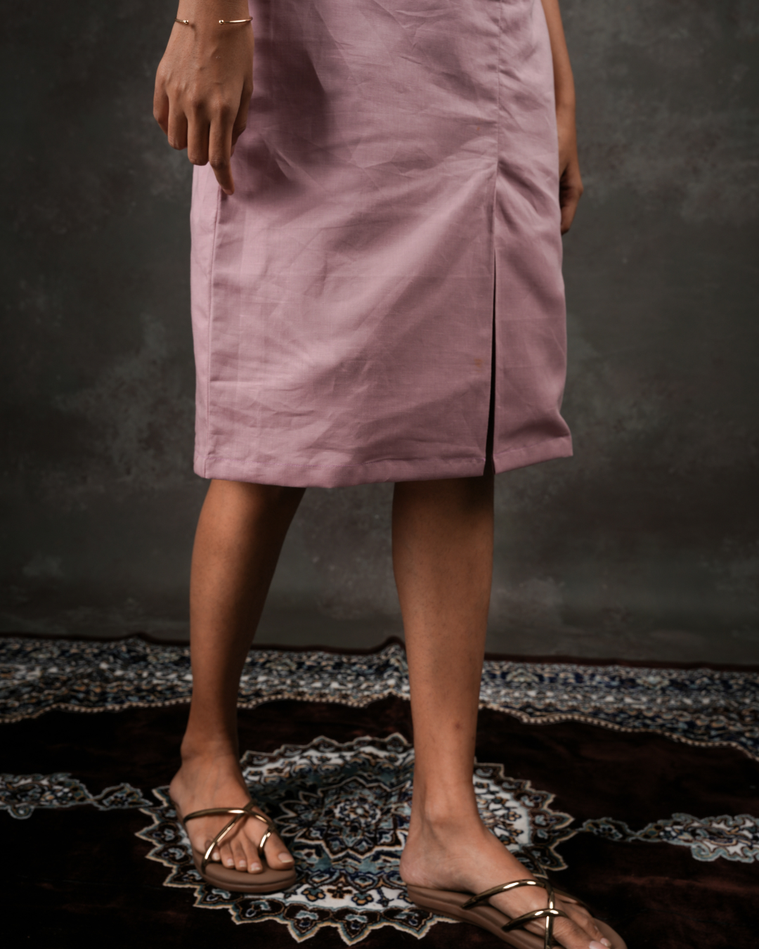Amour – Sleeveless Dusky Pink Linen Cotton Midi Dress with Front Slit