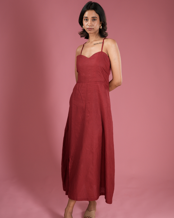 Reverie Red – Sleeveless Sweetheart Neck Linen Dress with Open Back Tie